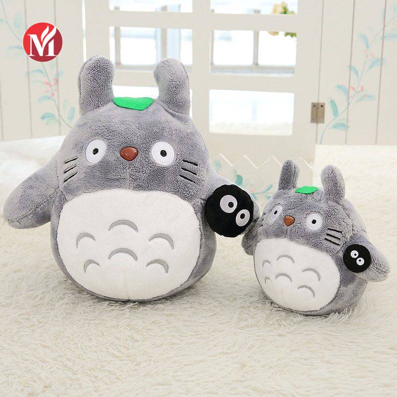 Gấu bông Totoro ôm bồ hoáng vô cùng dễ thương
